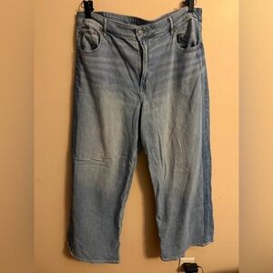 American Eagle Super High-Rise Baggy Wide Leg jeans